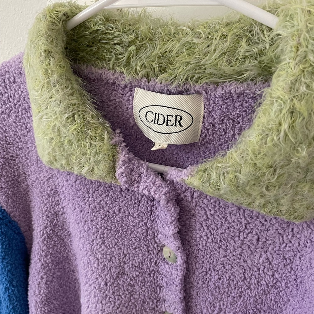 Colorful Cropped sweater - Picture 3 of 4